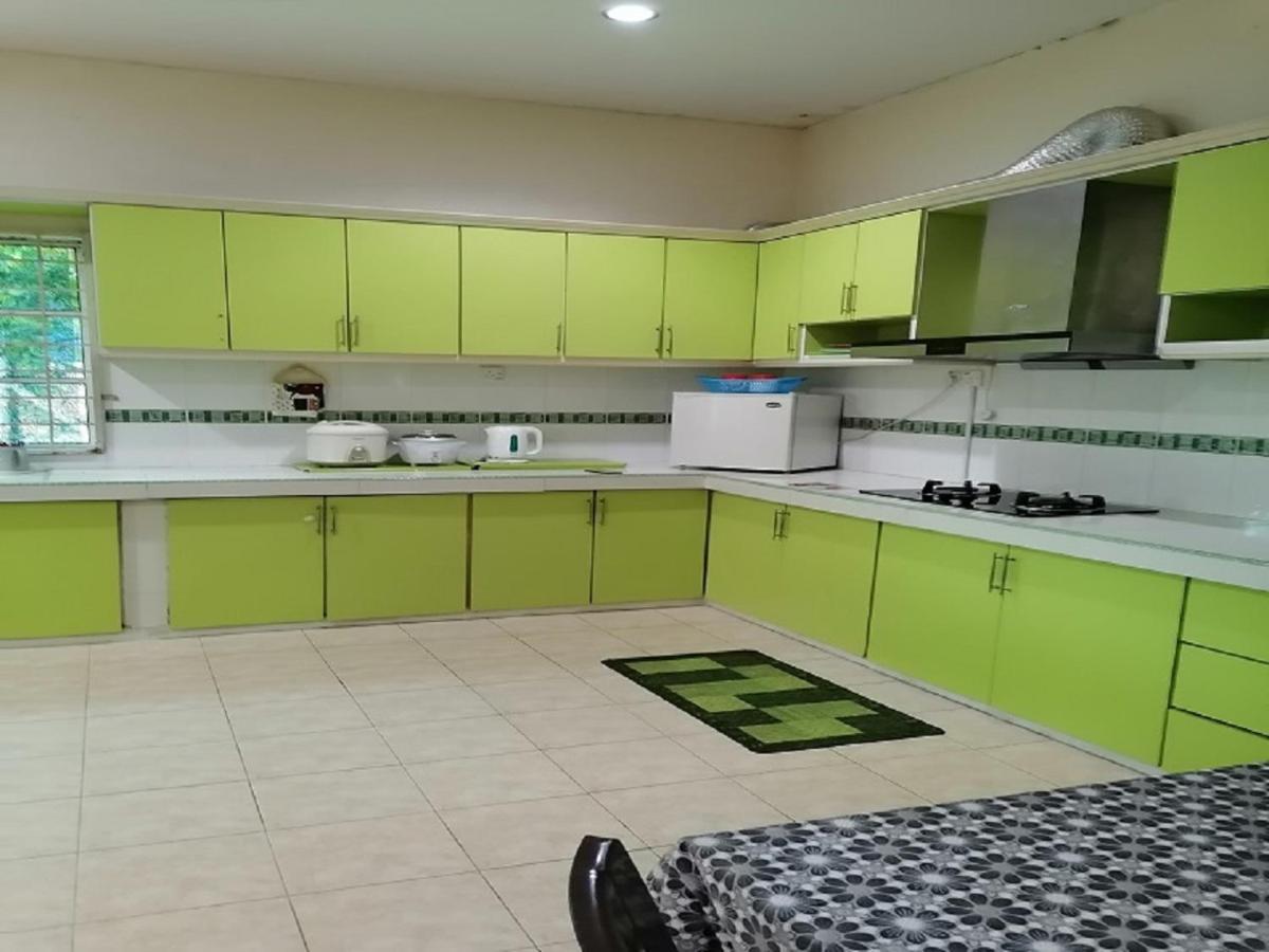 Bukit Baru Homestay Малакка Экстерьер фото
